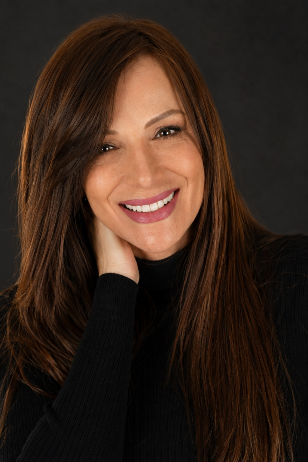 Retrato sonriente de Teresa Roig